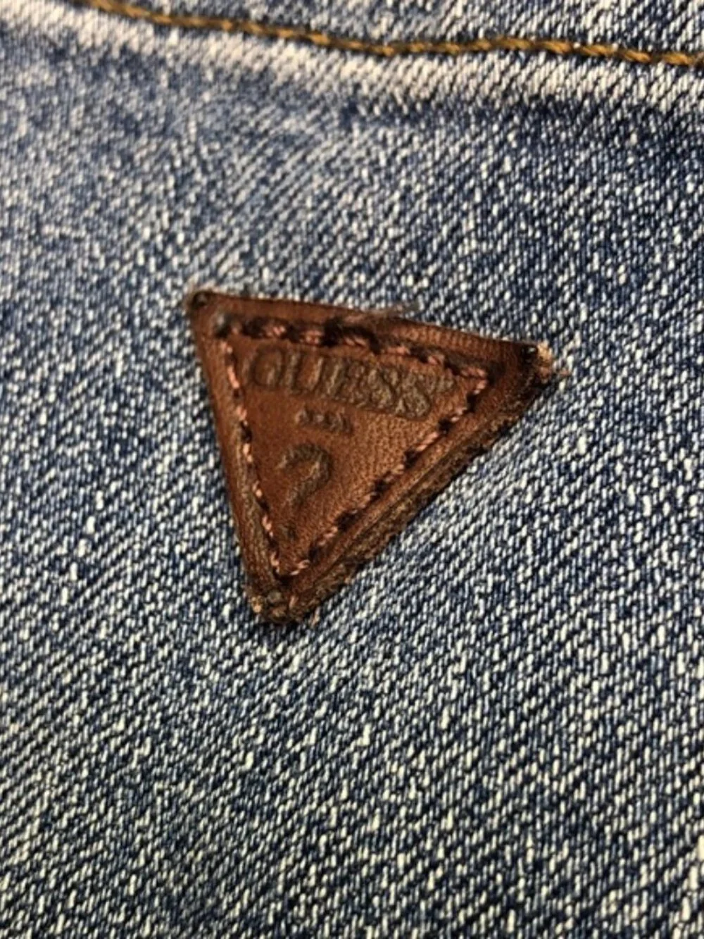 GUESS 1981 SKINNY JEANS 32x28 ⭐️